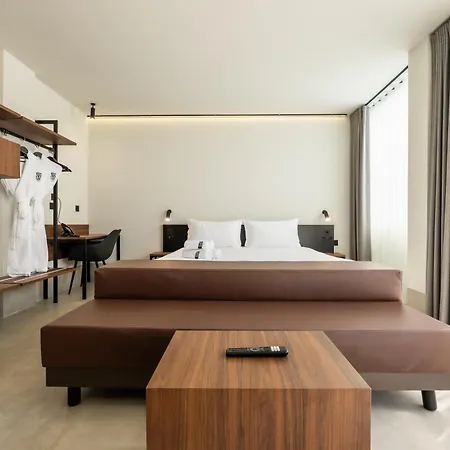 Onyx Hotel 3*