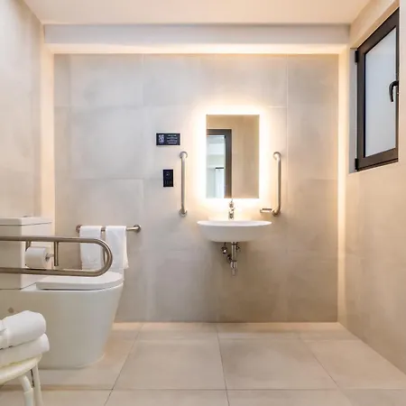 Hotel Onyx Saint Julian's