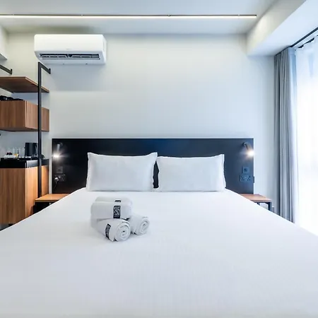 Onyx Hotel 3*