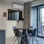 Onyx Hotel 3*