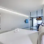 Hotel Onyx
