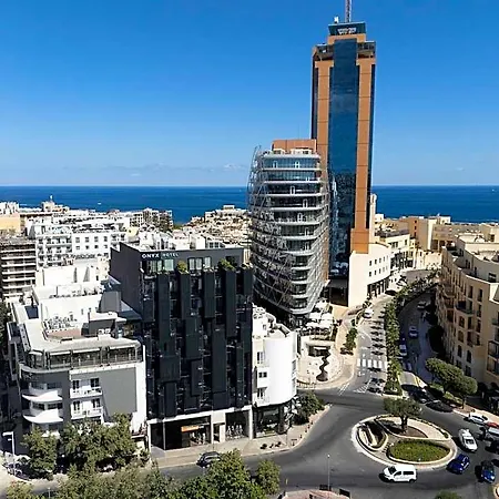 Hotell Onyx St. Julian's
