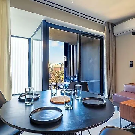 Onyx Hotel